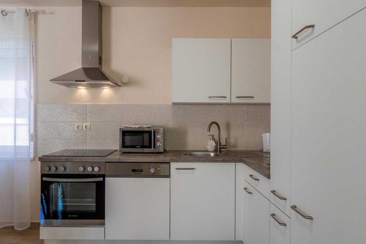 Apartments Sum Mora Vir Exterior foto